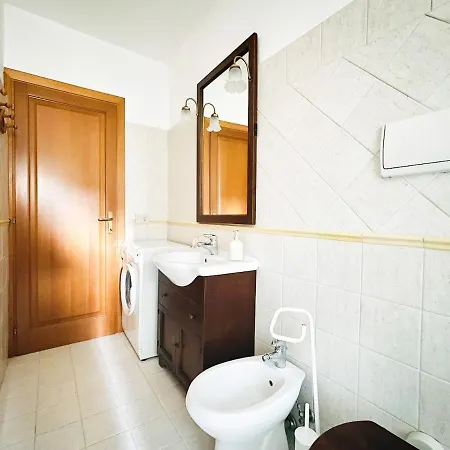 Etrusco Apartment, Centrale, Comodo, Spazioso Apartment Caprarola